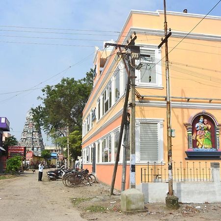 Murali'S Kudil Hotel Mayiladuthurai Exterior photo